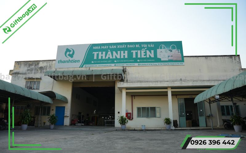 xuong-may-balo-qua-tang-doanh-nghiep-gia-re-ha-noi-1