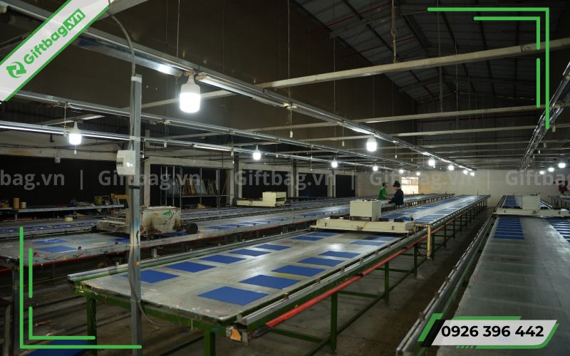 xuong-may-balo-qua-tang-doanh-nghiep-gia-re-ha-noi-3