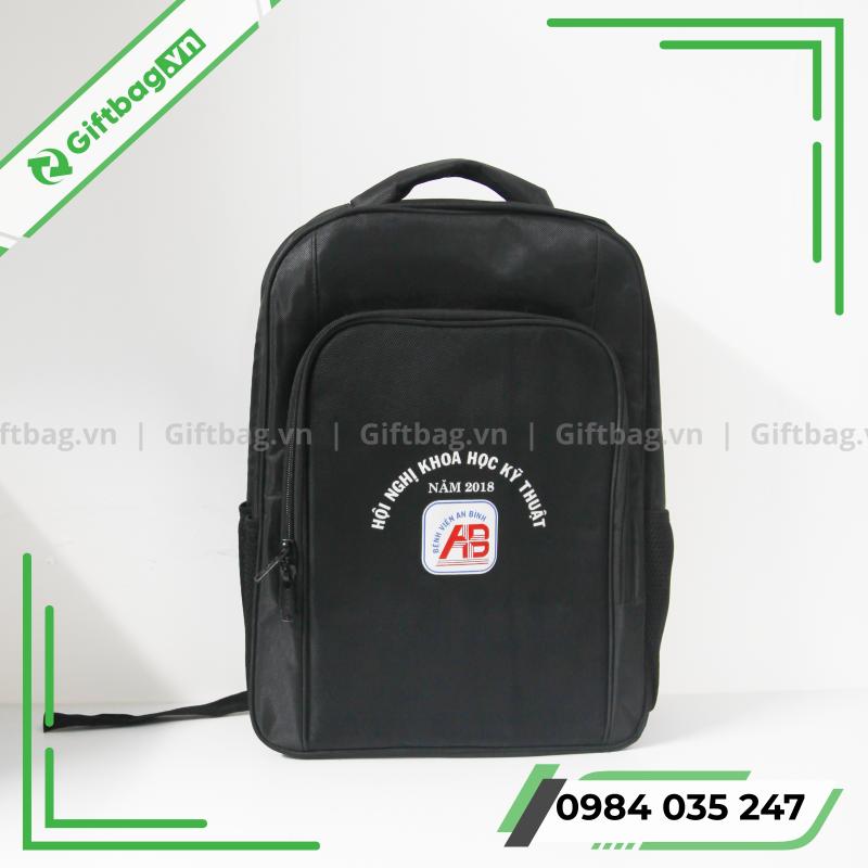 may-balo-dung-laptop-8