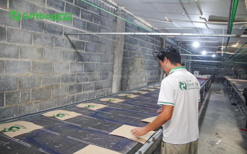 giftbag-xuong-may-tui-vai-balo-gia-re-uy-tin-ha-noi-23