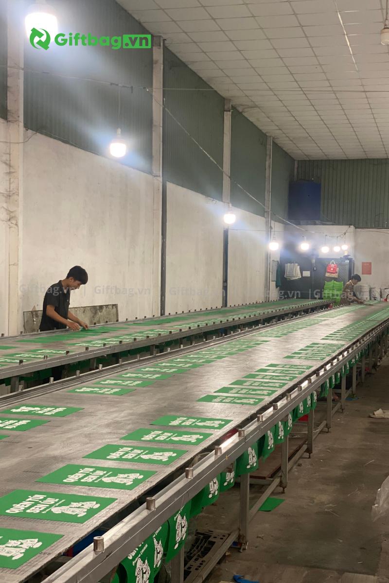 giftbag-xuong-may-tui-vai-balo-gia-re-uy-tin-ha-noi-55