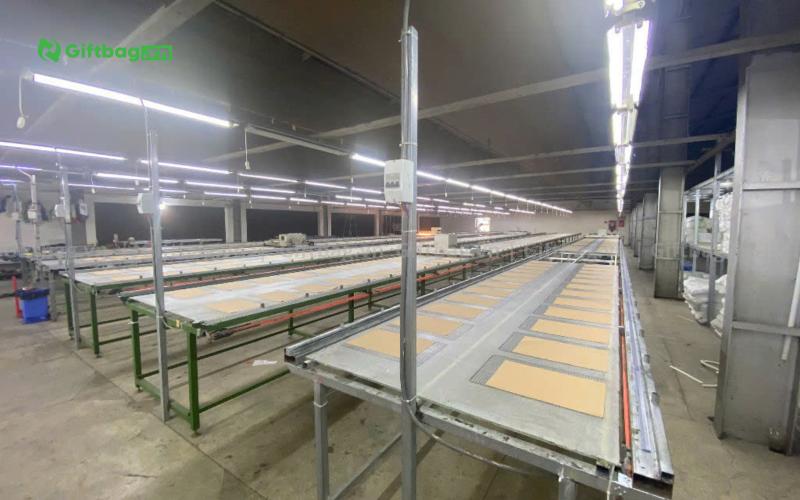 xuong-san-xuat-in-an-tui-vai-balo-gia-re-uy-tin-ha-noi-giftbag-73