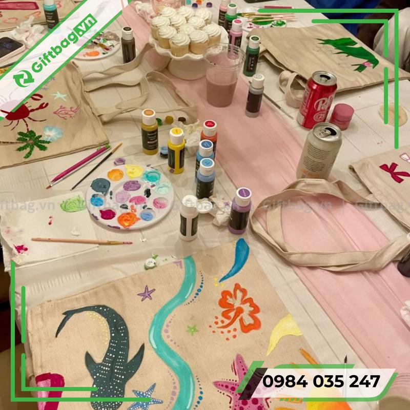 trang-tri-tui-vai-12