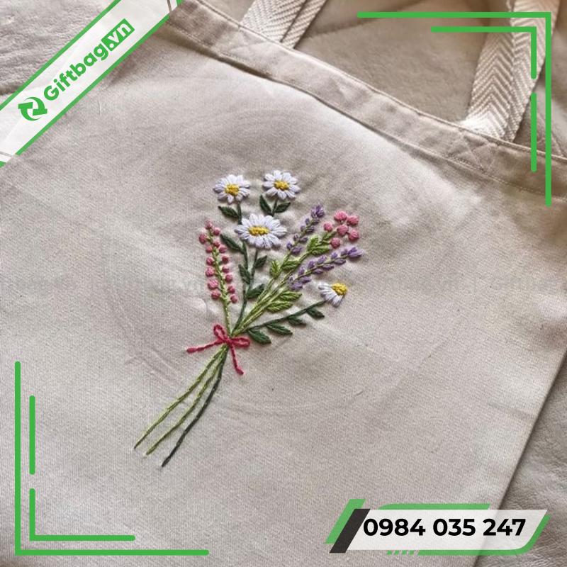 trang-tri-tui-vai-15