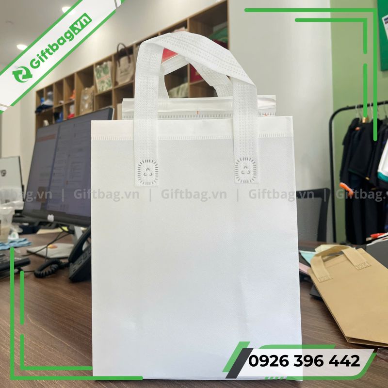 tui-giu-nhiet-dung-com