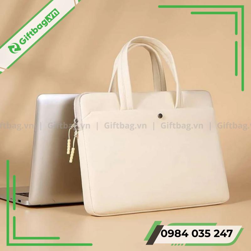 tui-vai-dung-laptop-3