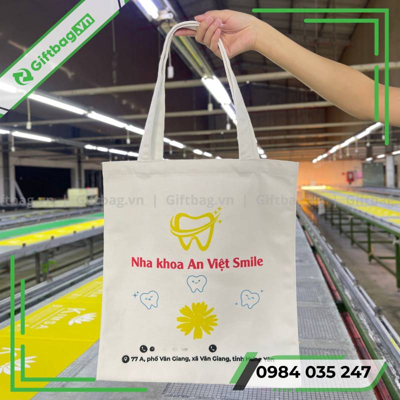 tui-vai-canvas-han-quoc-64