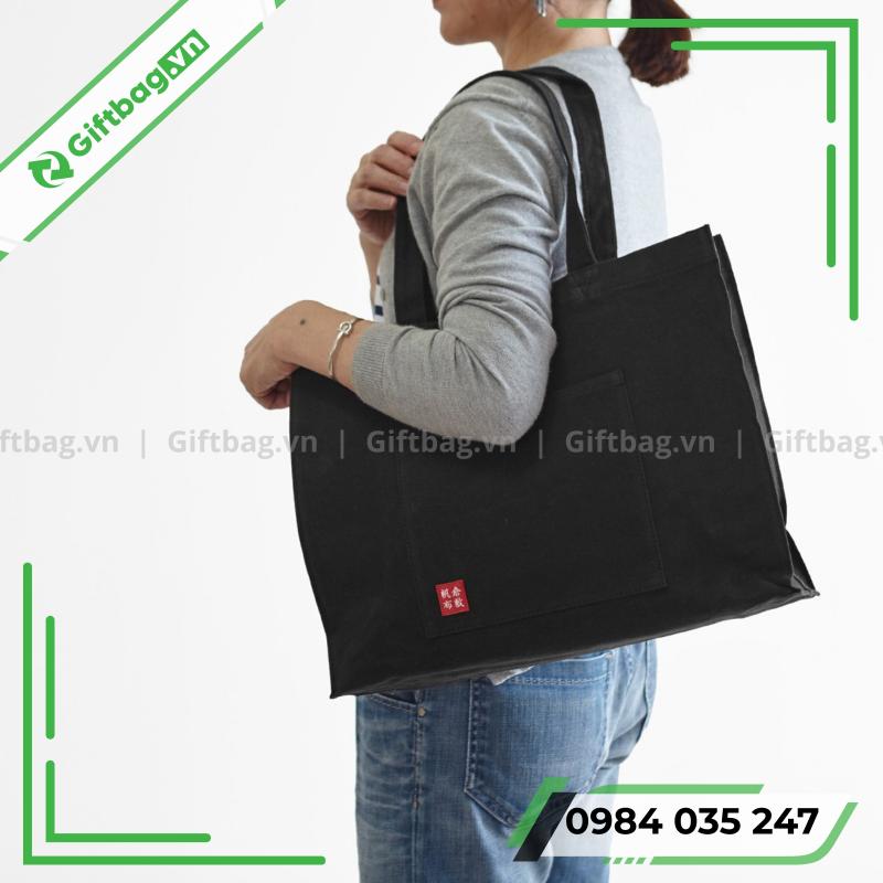 tui-vai-canvas-han-quoc-82