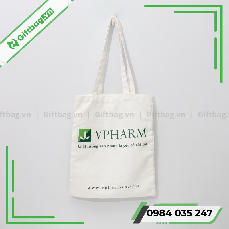 tui-vai-canvas-trang-1