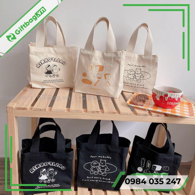 tui-vai-tote-canvas-mau-den_(7)