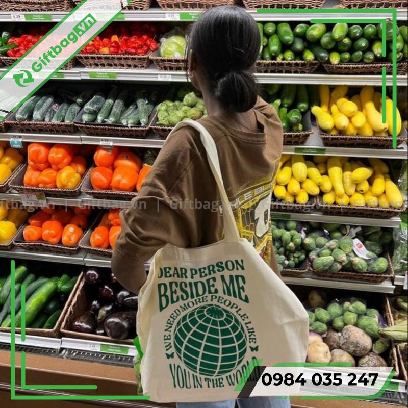 mau-tui-di-cho-vai-bo_(27)