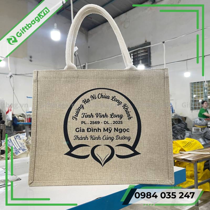 tui-vai-day-qua-tang-135