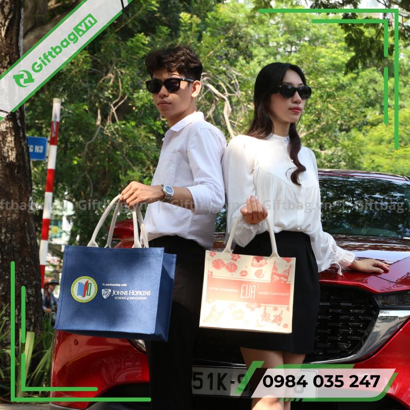 tui-vai-day-qua-tang-31