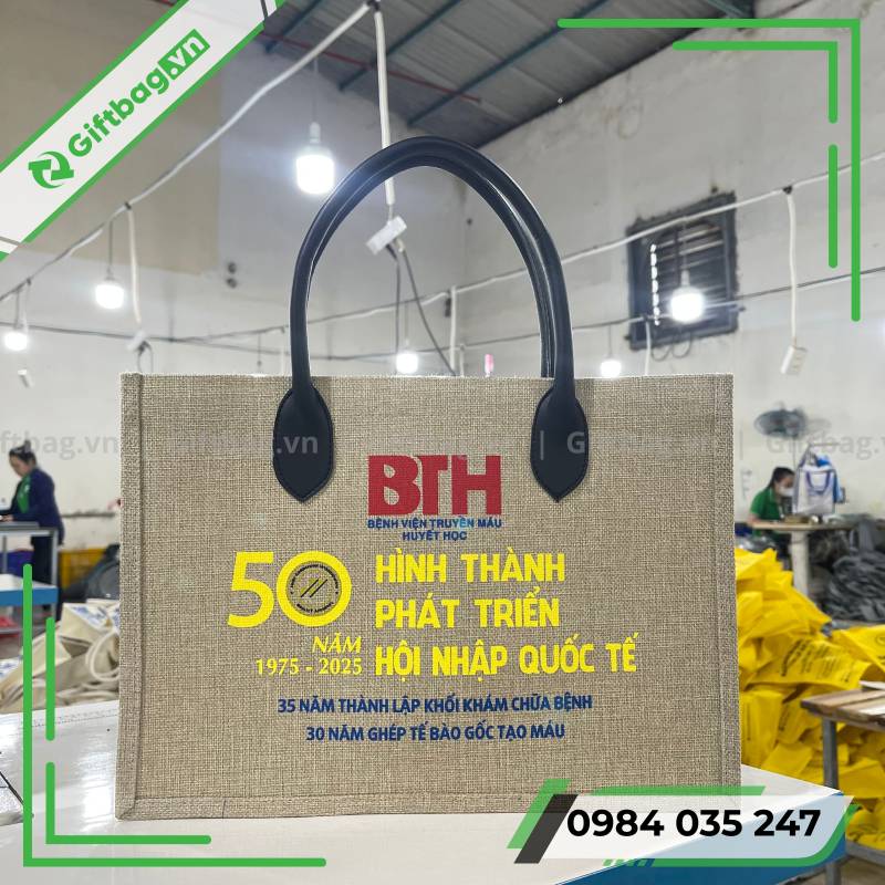 tui-vai-day-qua-tang-63