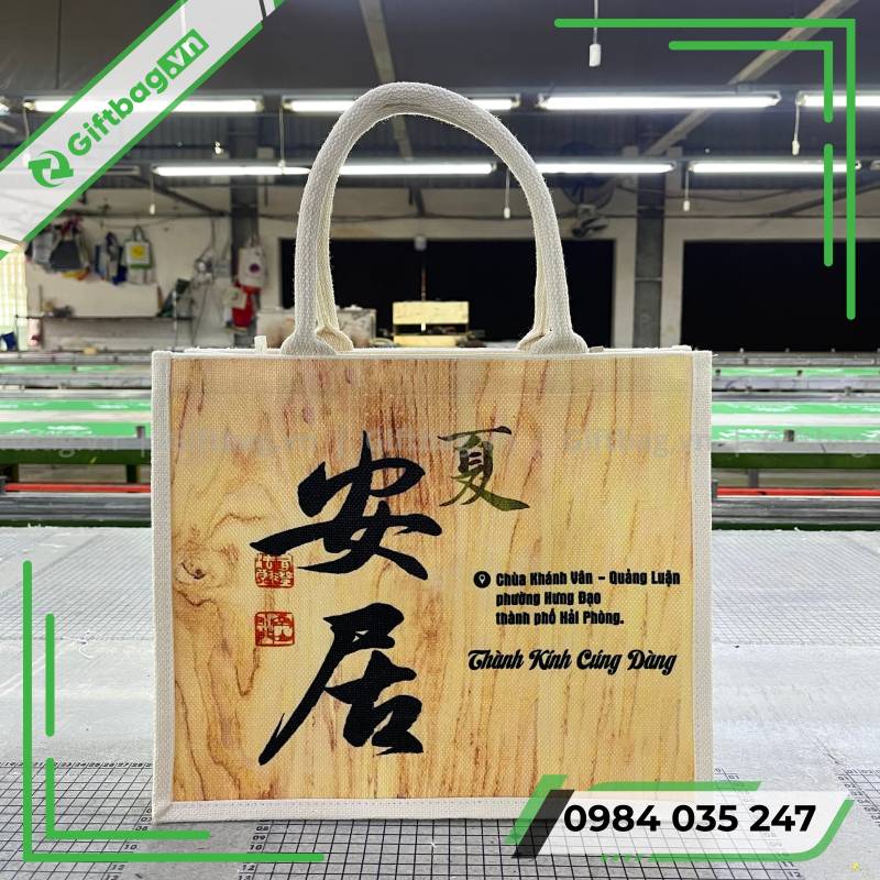 tui-vai-day-qua-tang-85