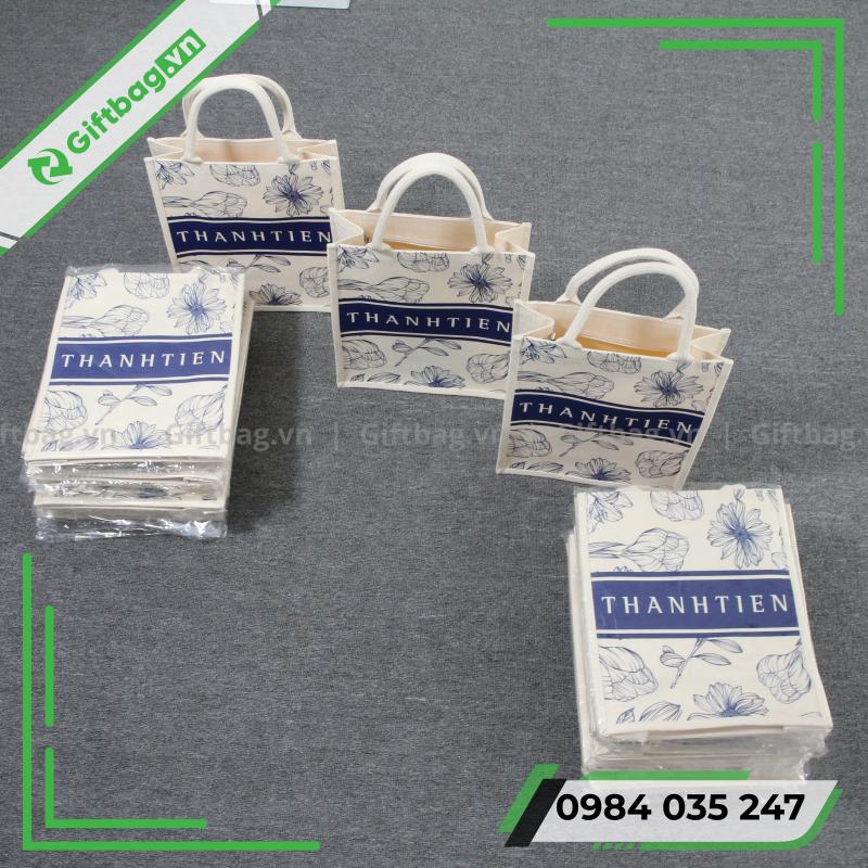 tui-vai-day-quang-cao-100