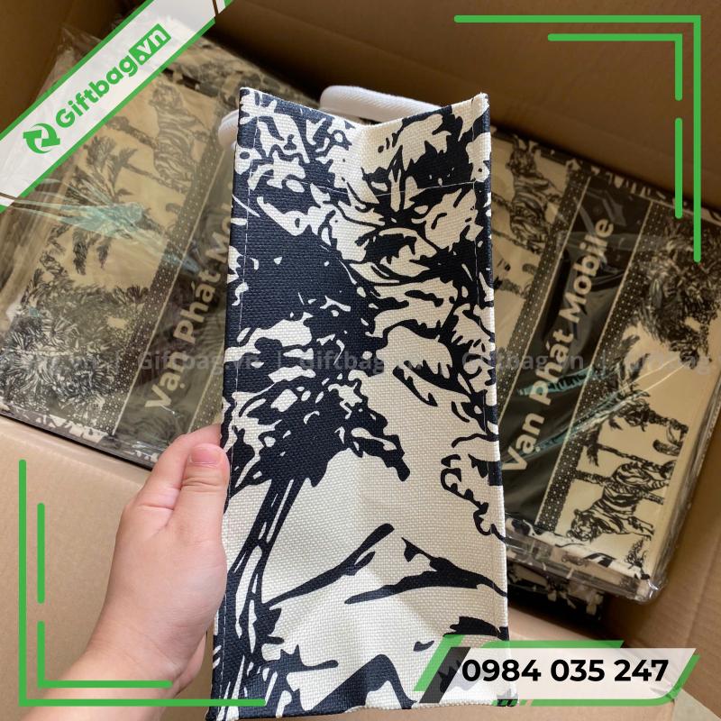 tui-vai-linen-van-phat-mobile-3