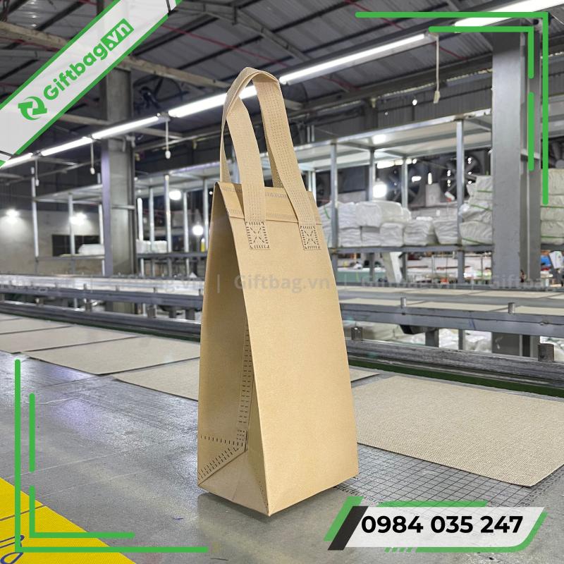 tui-giu-nhiet-du-lich-8