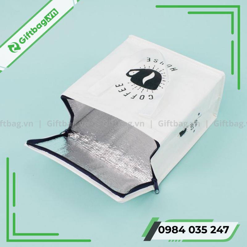 tui-giu-nhiet-dung-com-4