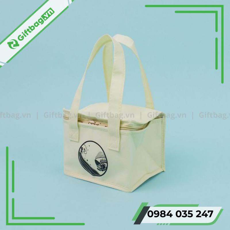 tui-giu-nhiet-dung-com-7