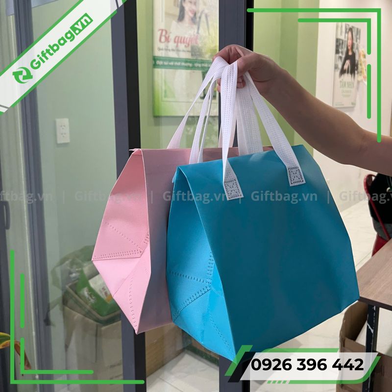 tui-giu-nhiet-mau-xanh-13