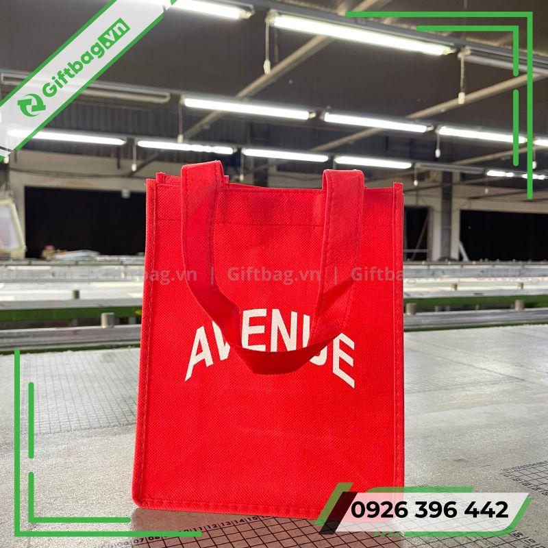 Túi Vải Không Dệt Màu Đỏ