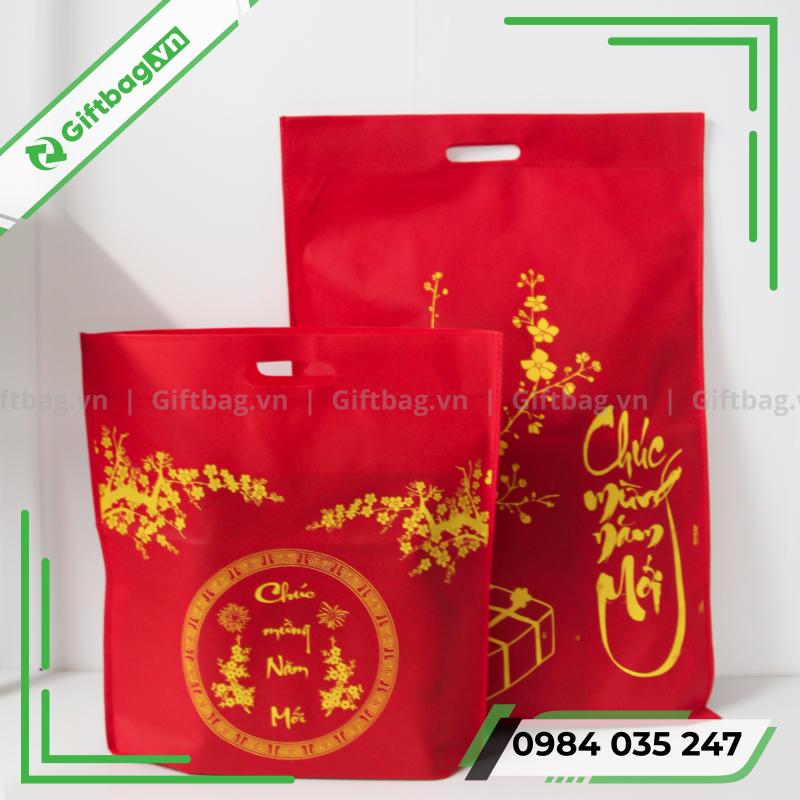 tui-vai-dung-qua-tet-30